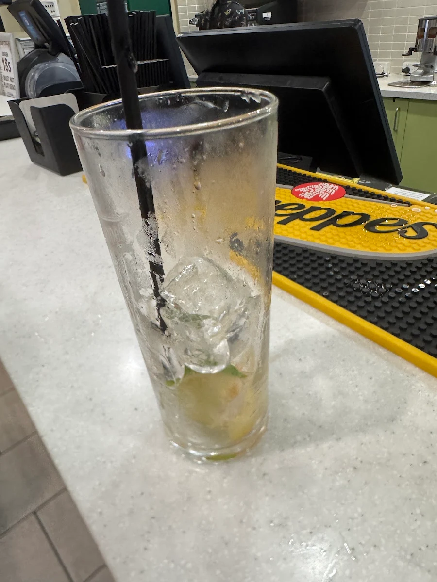 Food & drink, Bushland Beach Tavern