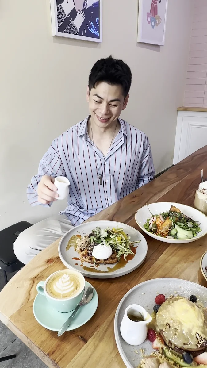 Food & drink, Twice Shy