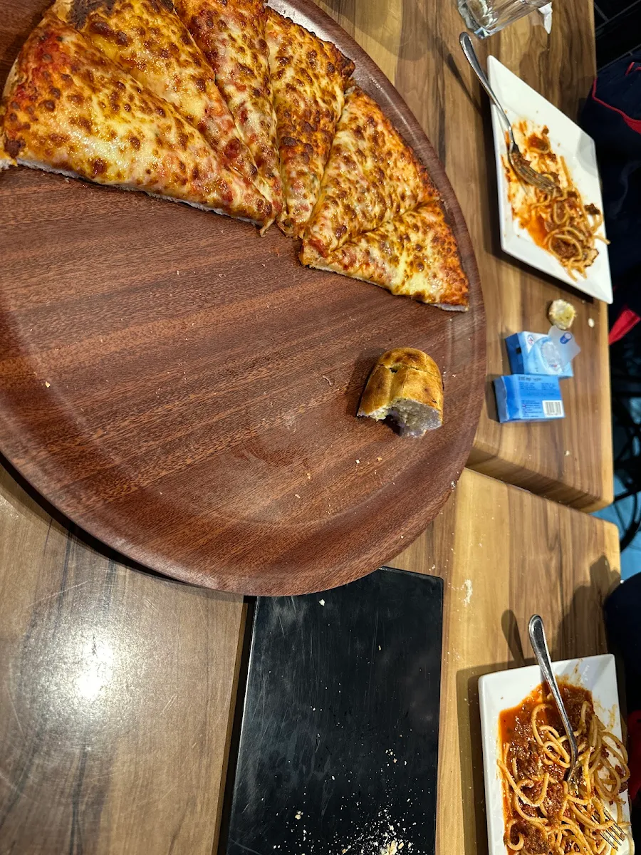 Food & drink, Milana Pizzeria