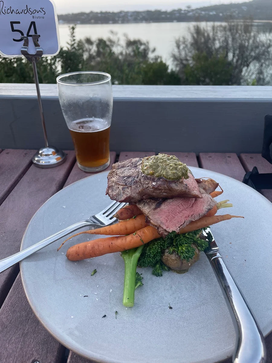 Food & drink, Richardson's Bistro