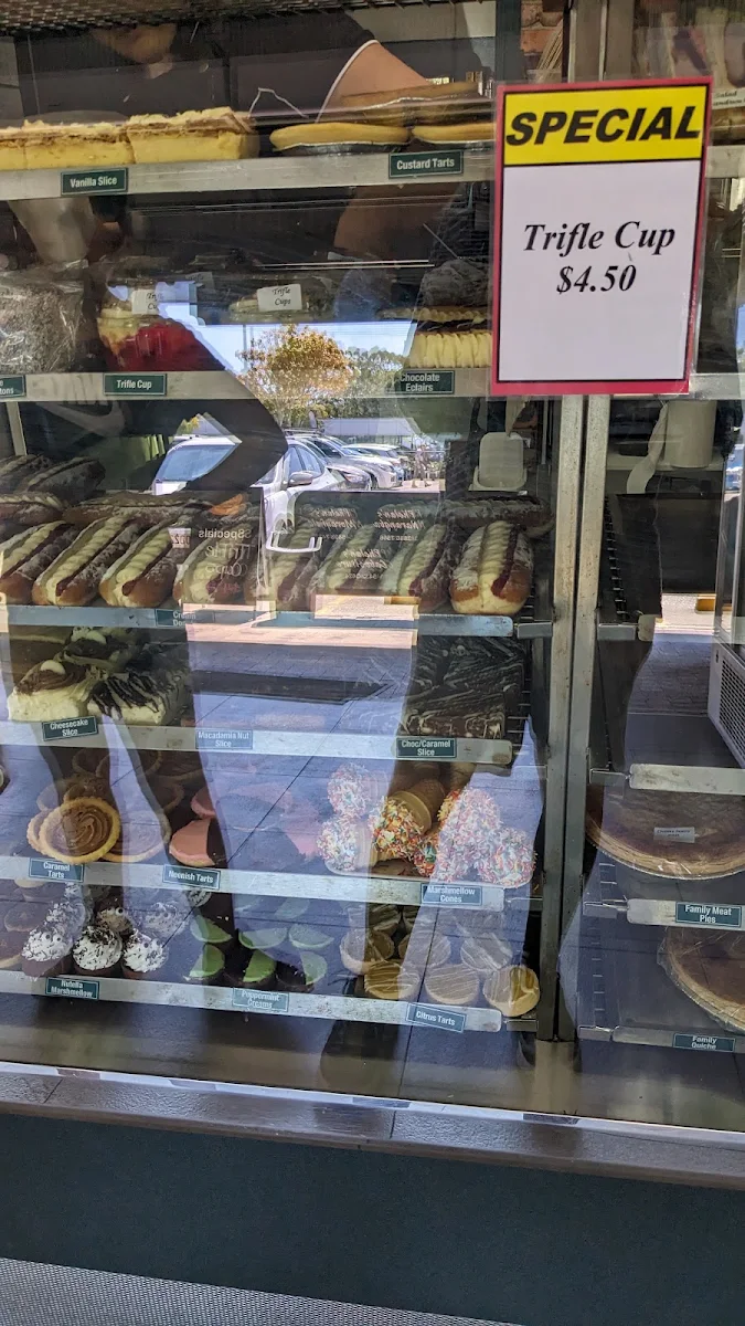 Vibe, Phelan's Bakery