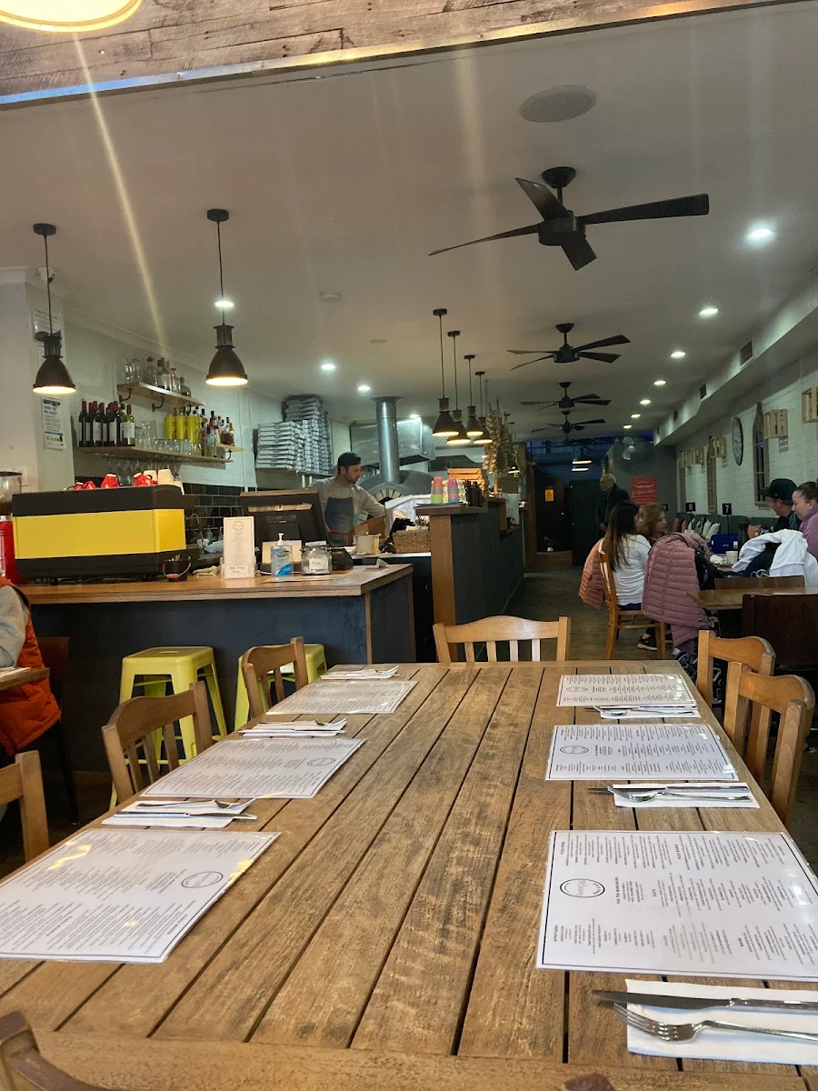 Vibe, The Warehouse Pizzeria