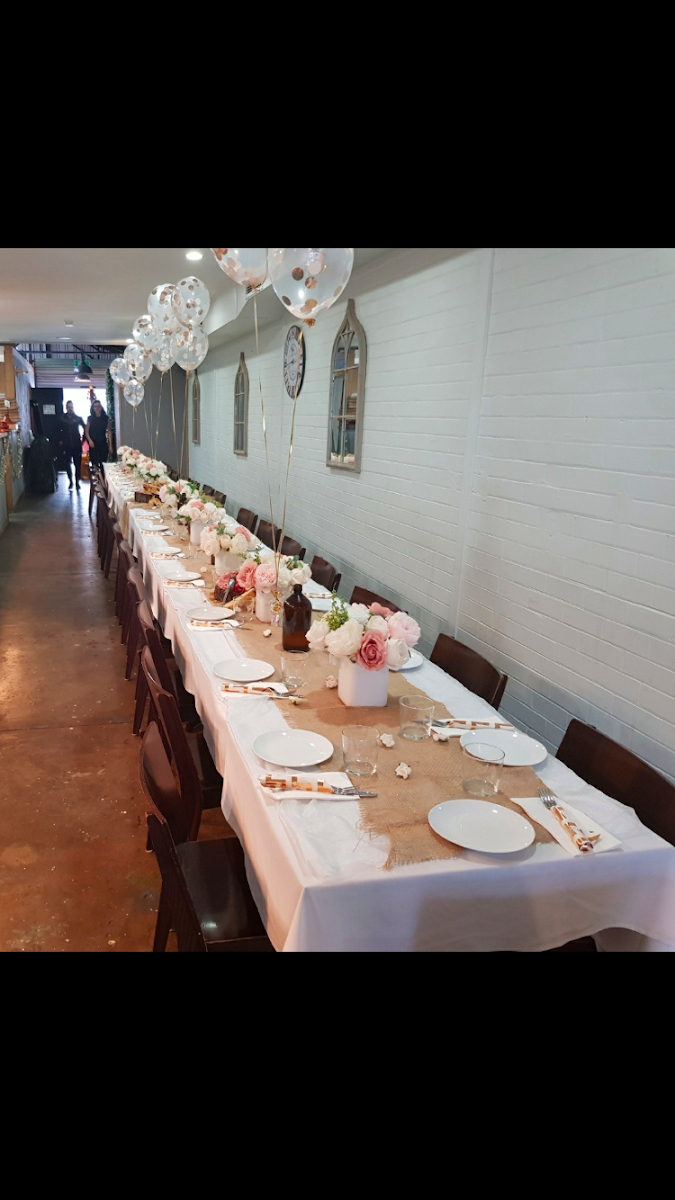 Vibe, The Warehouse Pizzeria