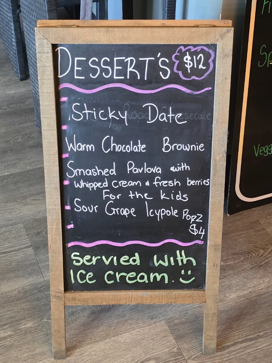 Menu, Rhonda’s On Midlands
