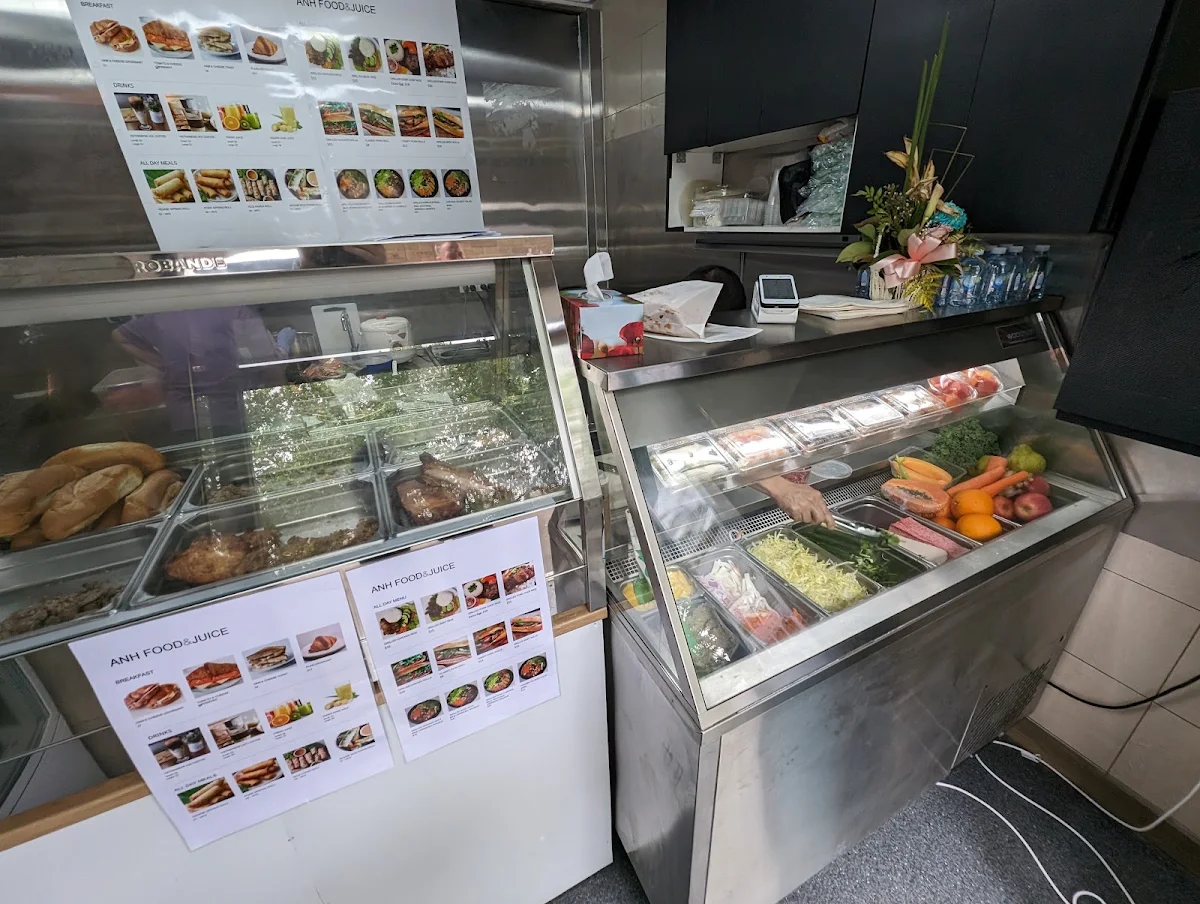 Vibe, Anh Food & Juice