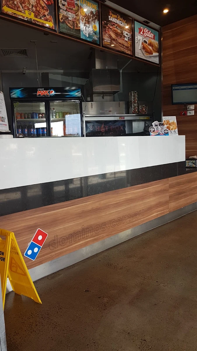 Vibe, Domino's Pizza Newton
