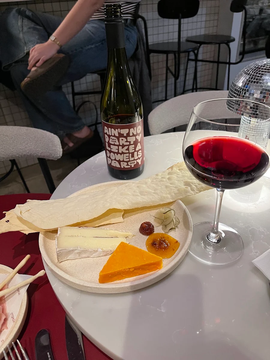 Food & drink, Powells Fromagerie & Wine Bar