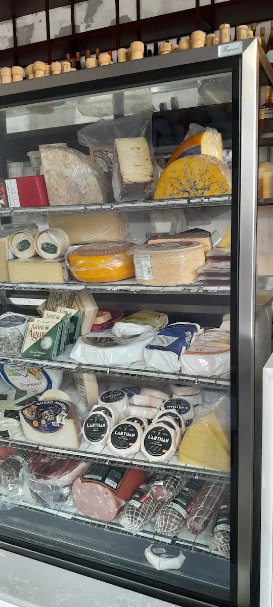 Vibe, Powells Fromagerie & Wine Bar