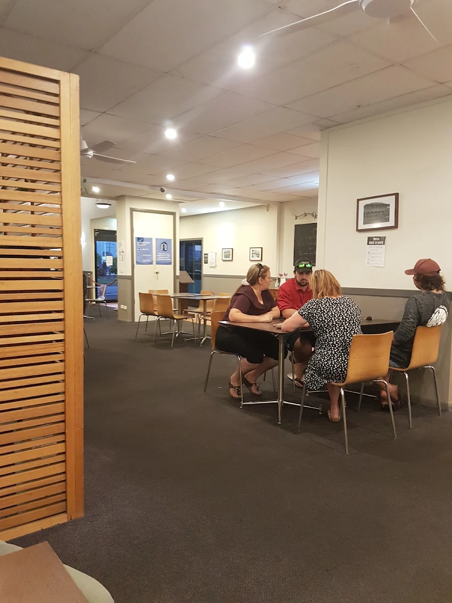 Vibe, Grafton Hotel