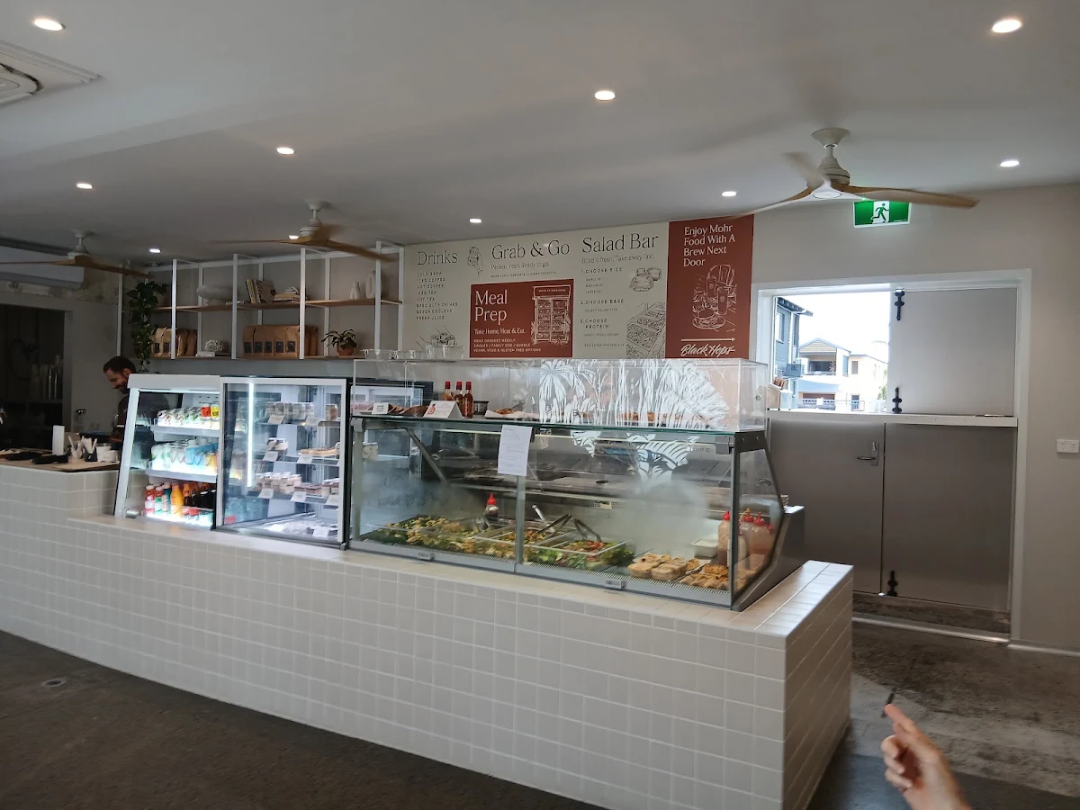 Vibe, Mohr Cafe & Deli