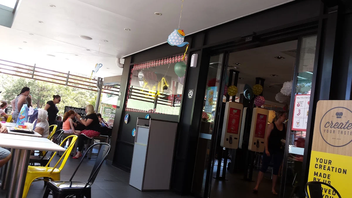 Vibe, McDonald's Menai
