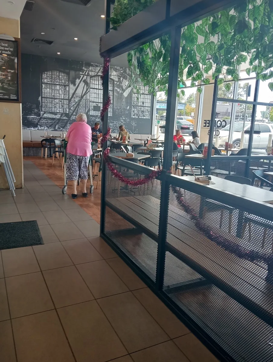 Vibe, The Coffee Club
