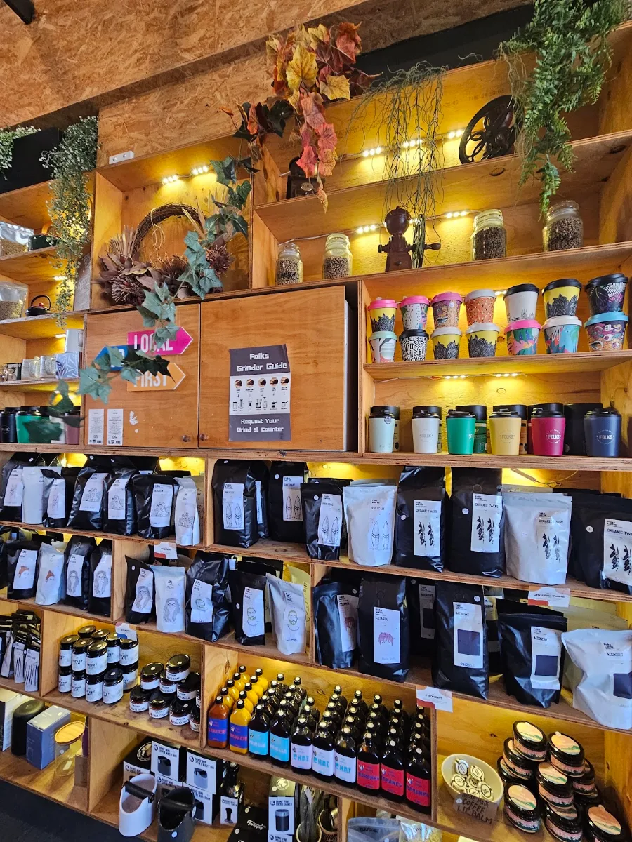 Vibe, Folks coffee