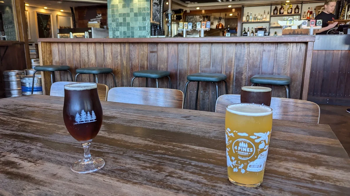 Vibe, 4 Pines Brew Pub Manly