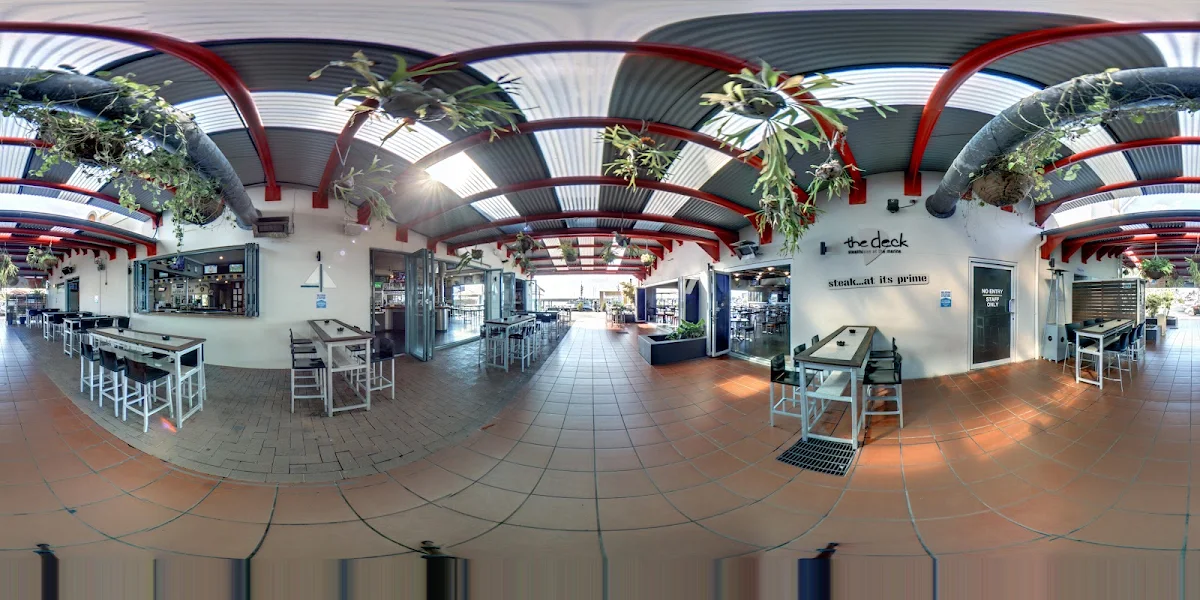 Vibe, Sails Sports Bar