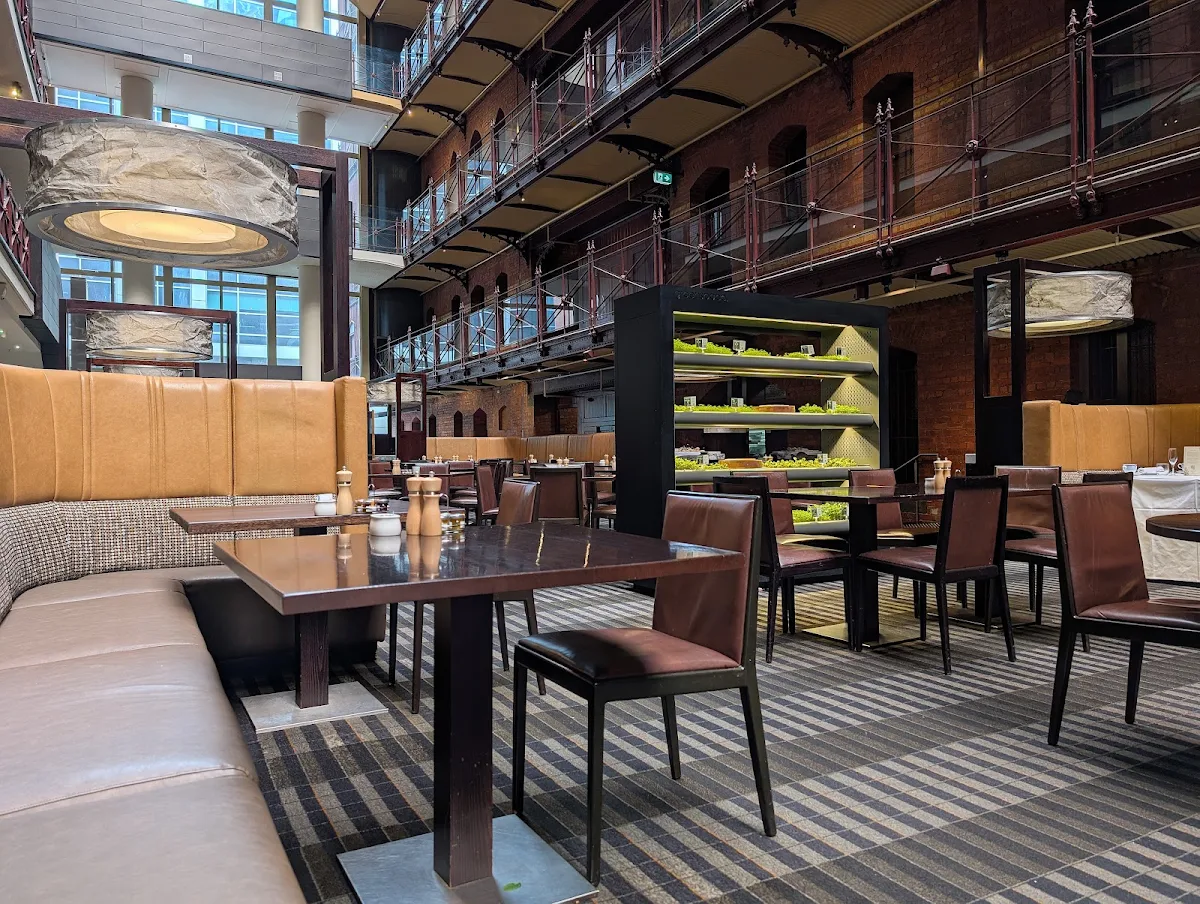 Vibe, Alluvial Restaurant