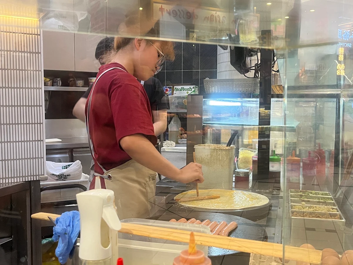 Vibe, Pancake Village