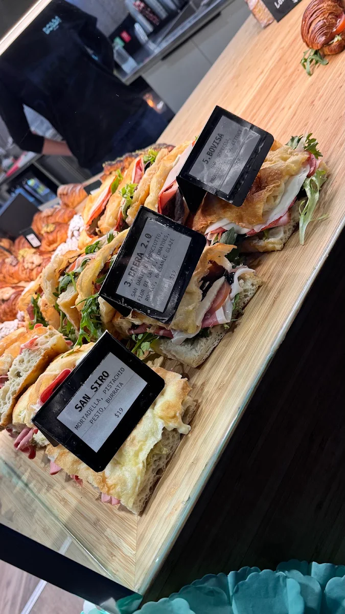 Menu, Bolla Milano