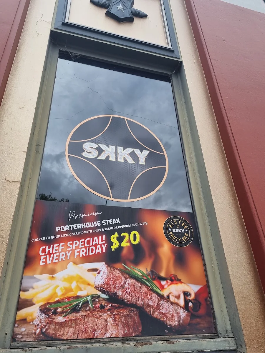Menu, SKKY Bistro & Party Bar