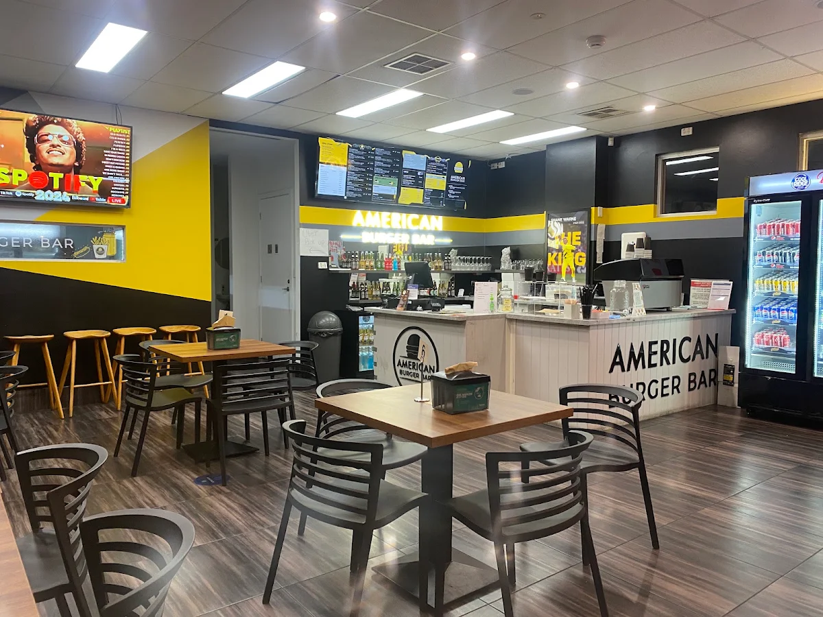 Vibe, American Burger Bar Allenby Garden