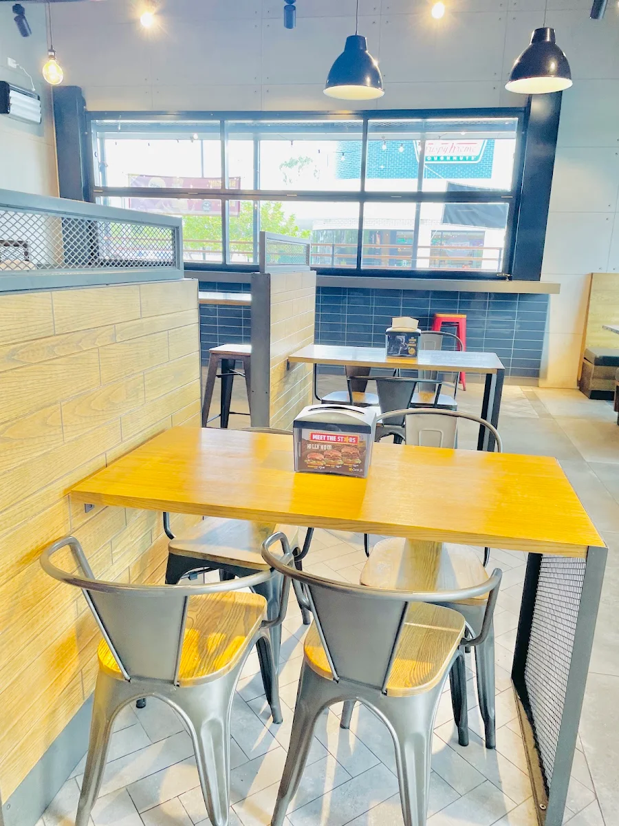 Vibe, Carl's Jr. Redbank Plains
