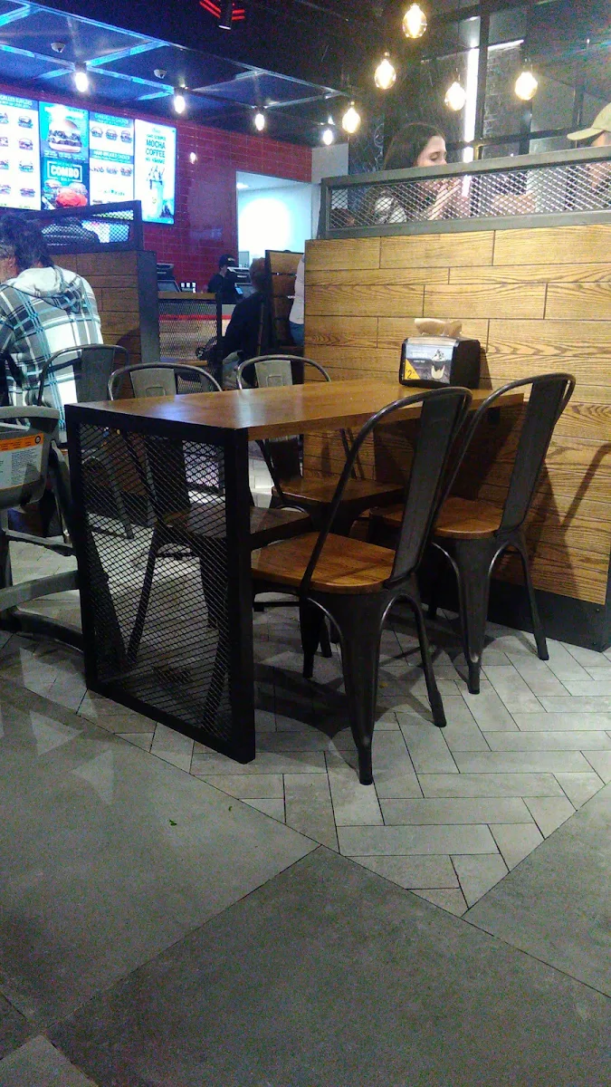 Vibe, Carl's Jr. Redbank Plains