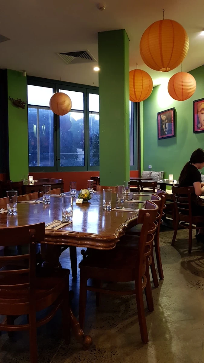Vibe, Sang's East Asian Cuisine
