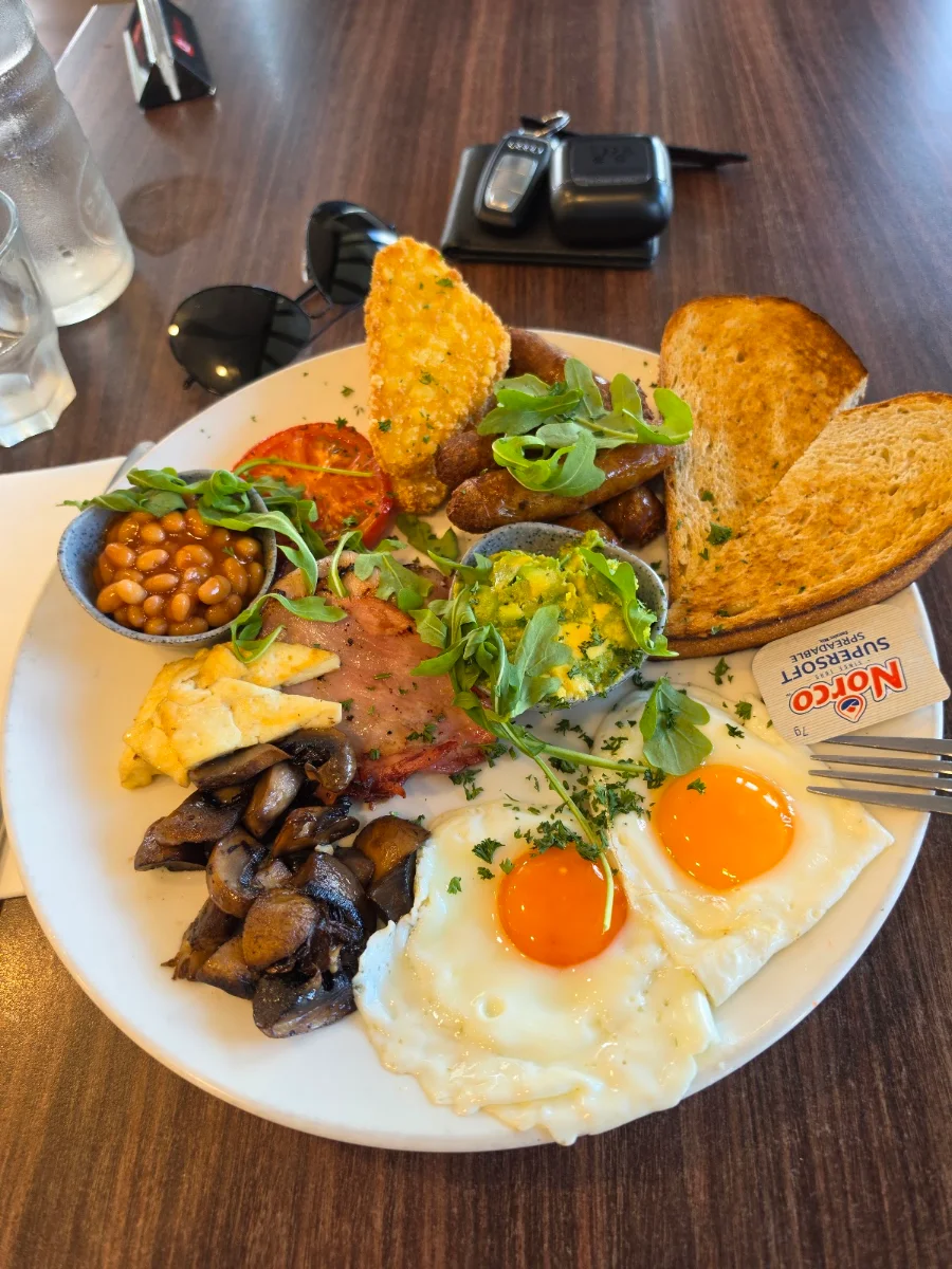 Food & drink, MK Cafe & Restaurant Bar New Farm