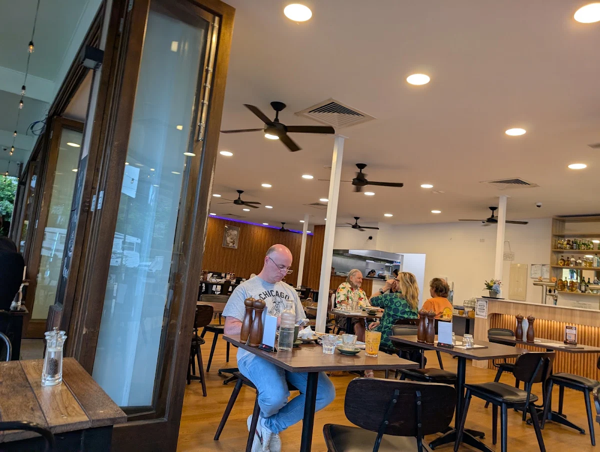 Vibe, MK Cafe & Restaurant Bar New Farm