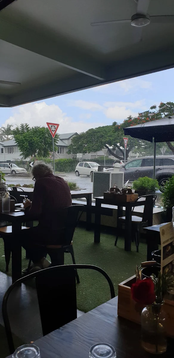 Vibe, MK Cafe & Restaurant Bar New Farm