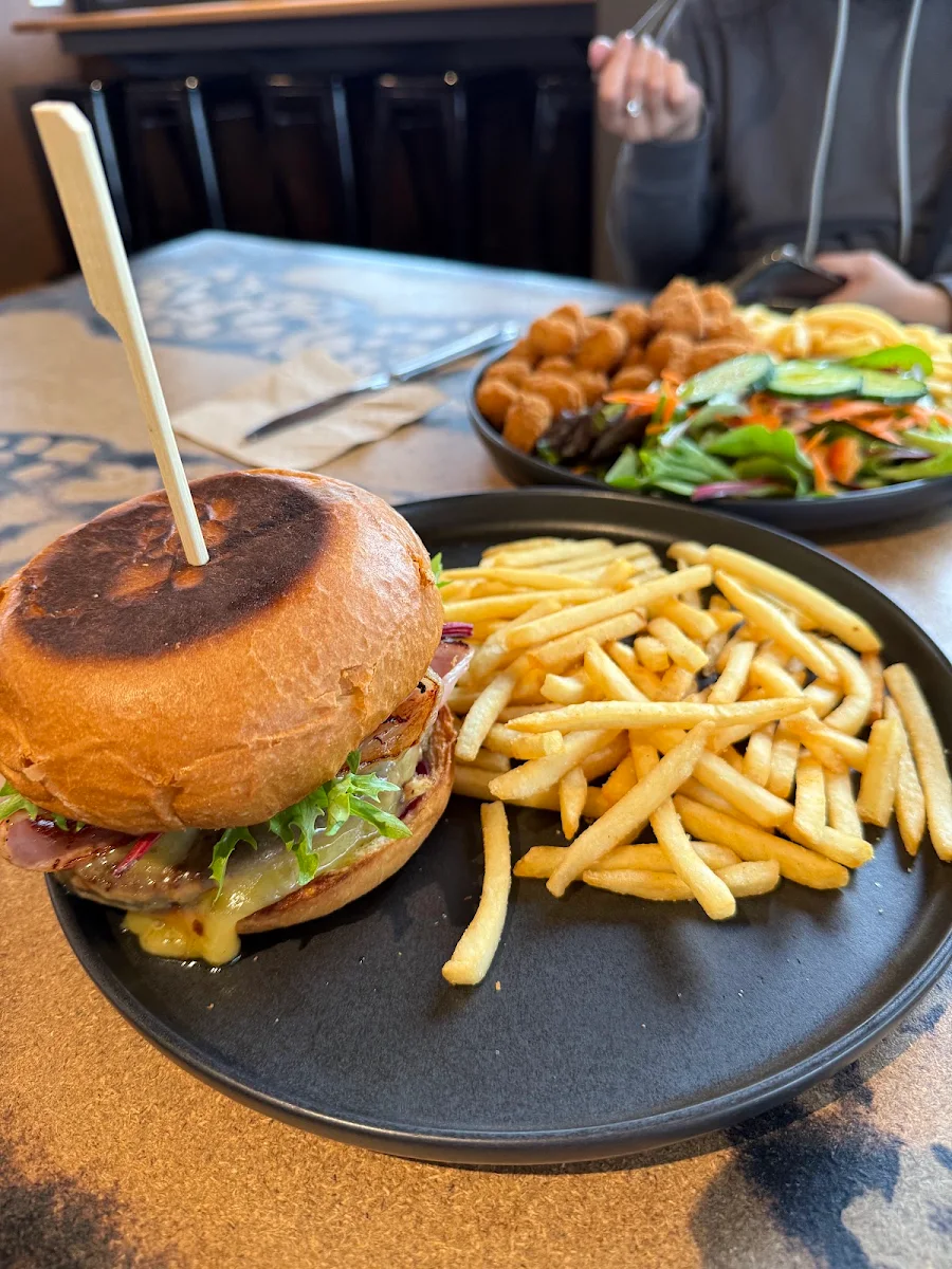 Food & drink photo 3