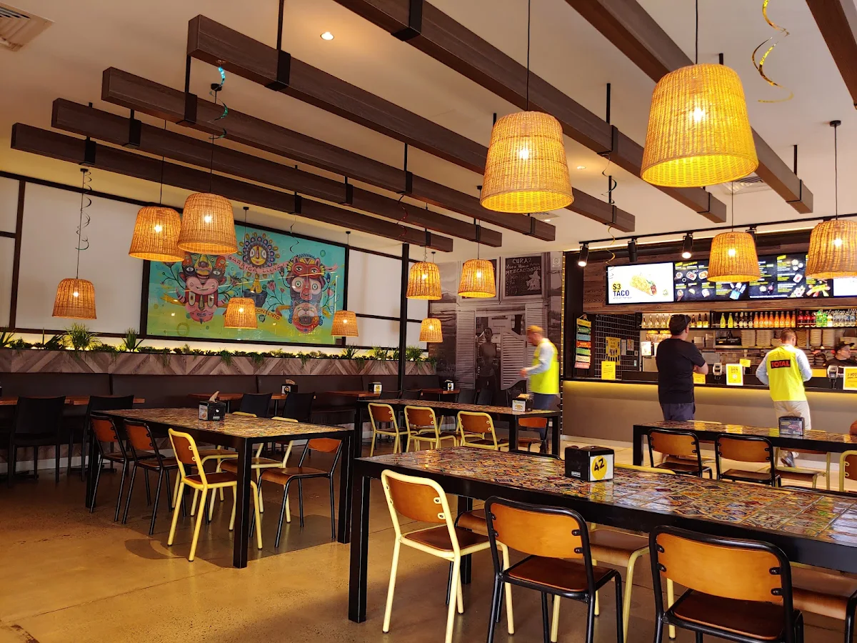 Vibe, Guzman y Gomez - Browns Plains
