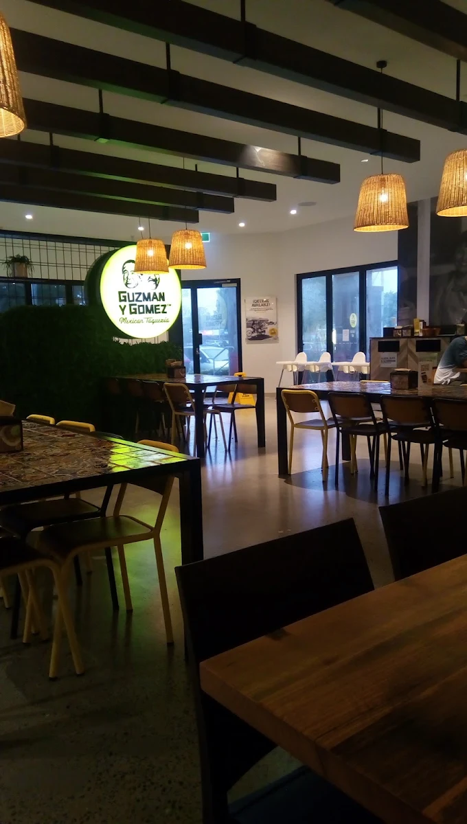 Vibe, Guzman y Gomez - Browns Plains