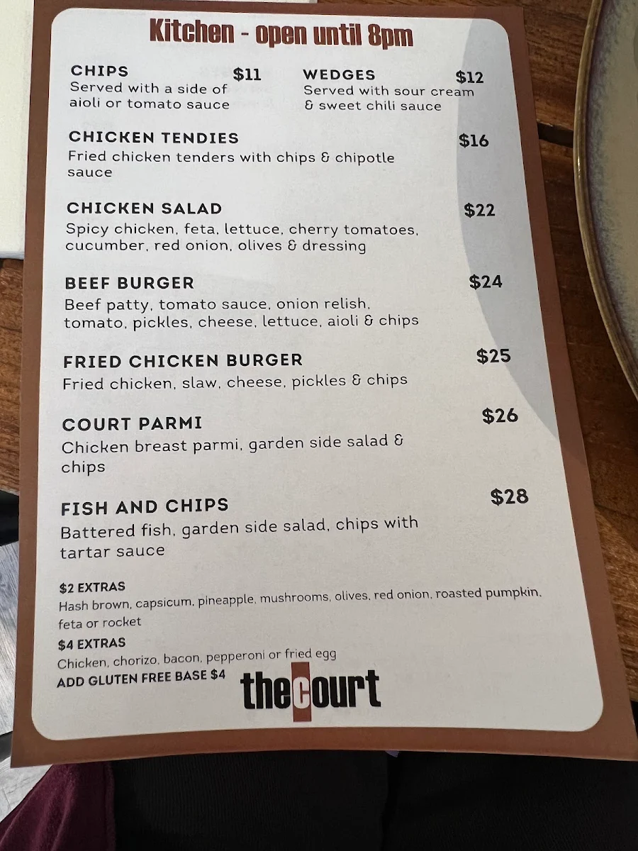 Menu, The Court