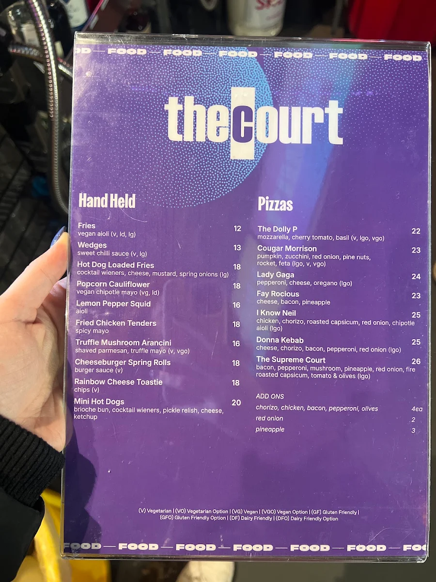 Menu, The Court