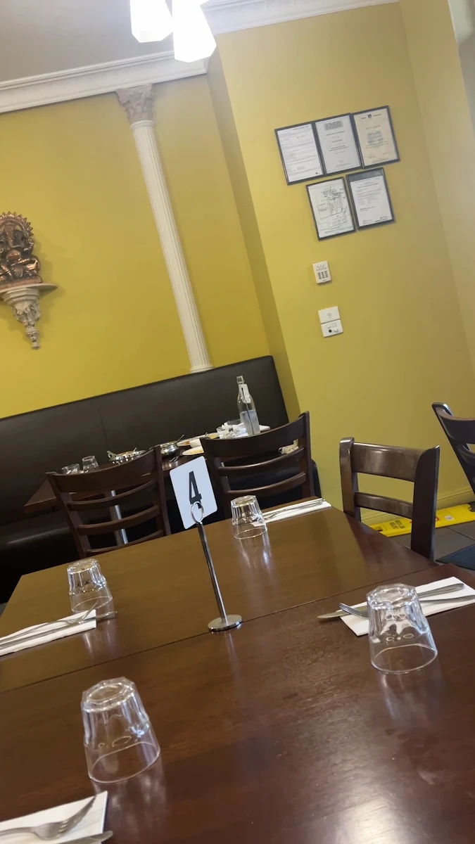 Vibe, Karan's Indian Restaurant