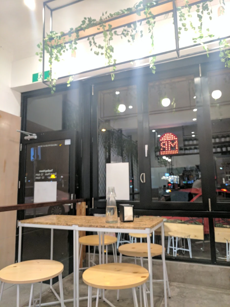 Vibe, Mad Patties Mitcham