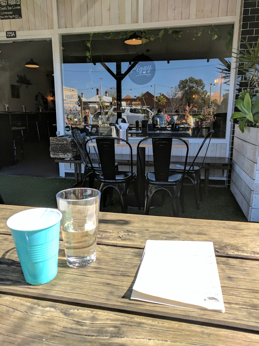 Vibe, Piggy Food Co