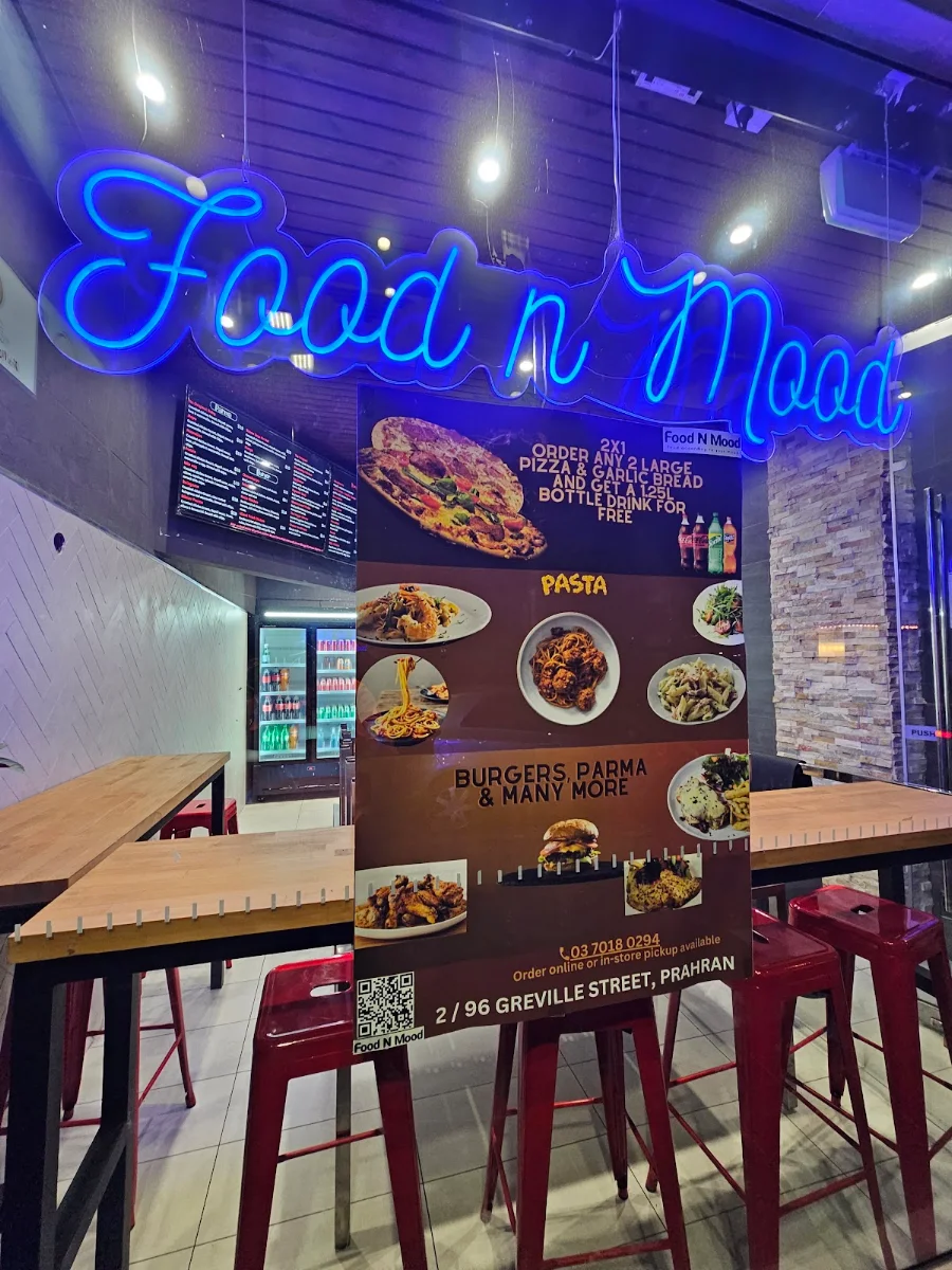 Vibe, Food N Mood