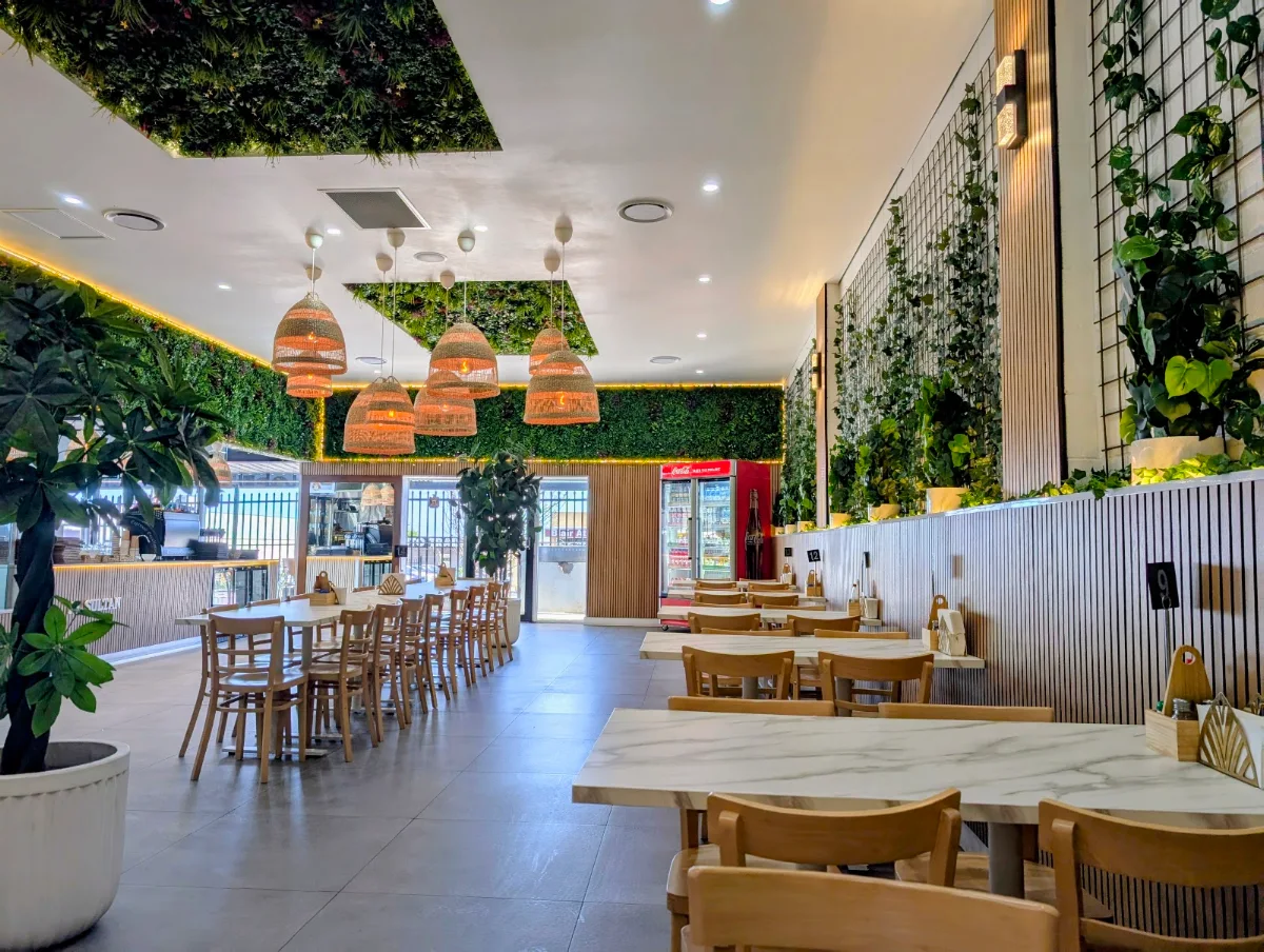 Vibe, Al Sultan Restaurant & Shisha Lounge