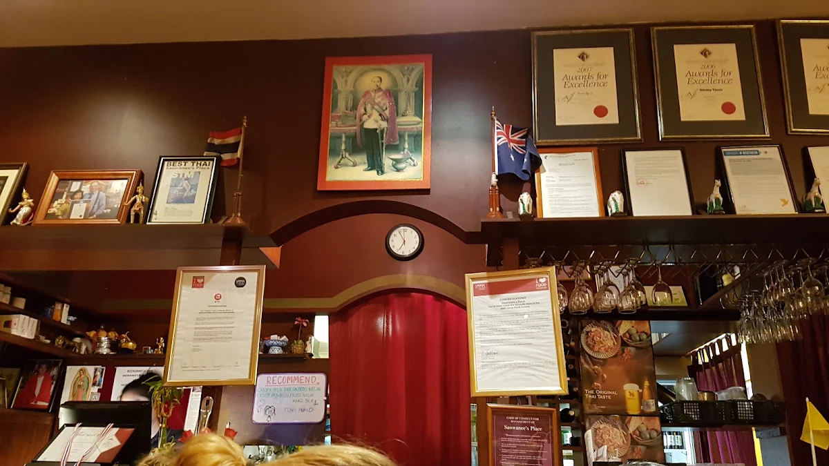Vibe, Saowanee's Place Thai Restaurant