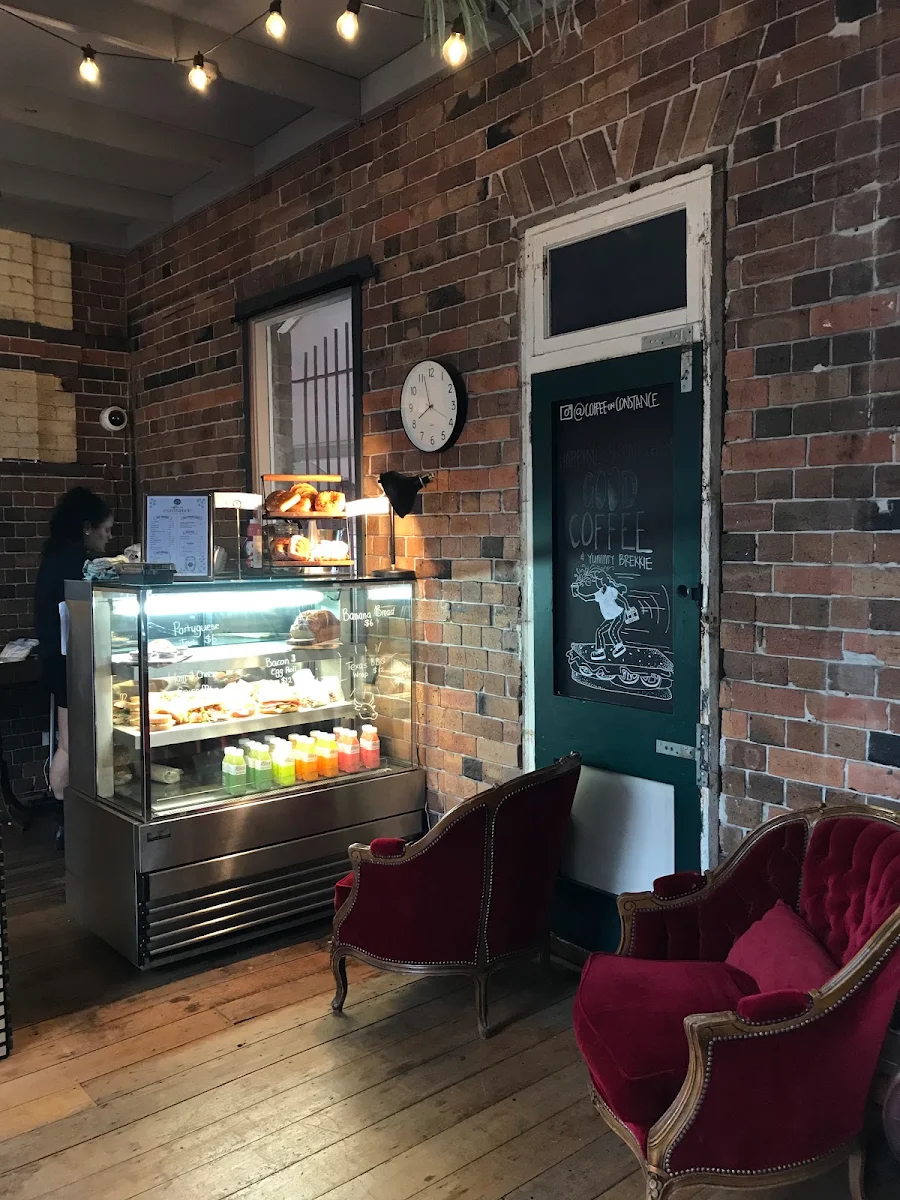 Vibe, Coffee on Constance