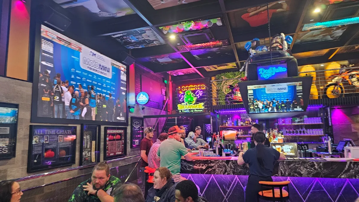 Vibe, Bourbon Street Sports Bar