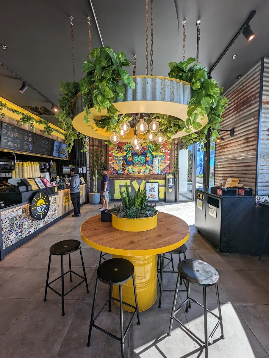 Vibe, Guzman y Gomez - Westmead