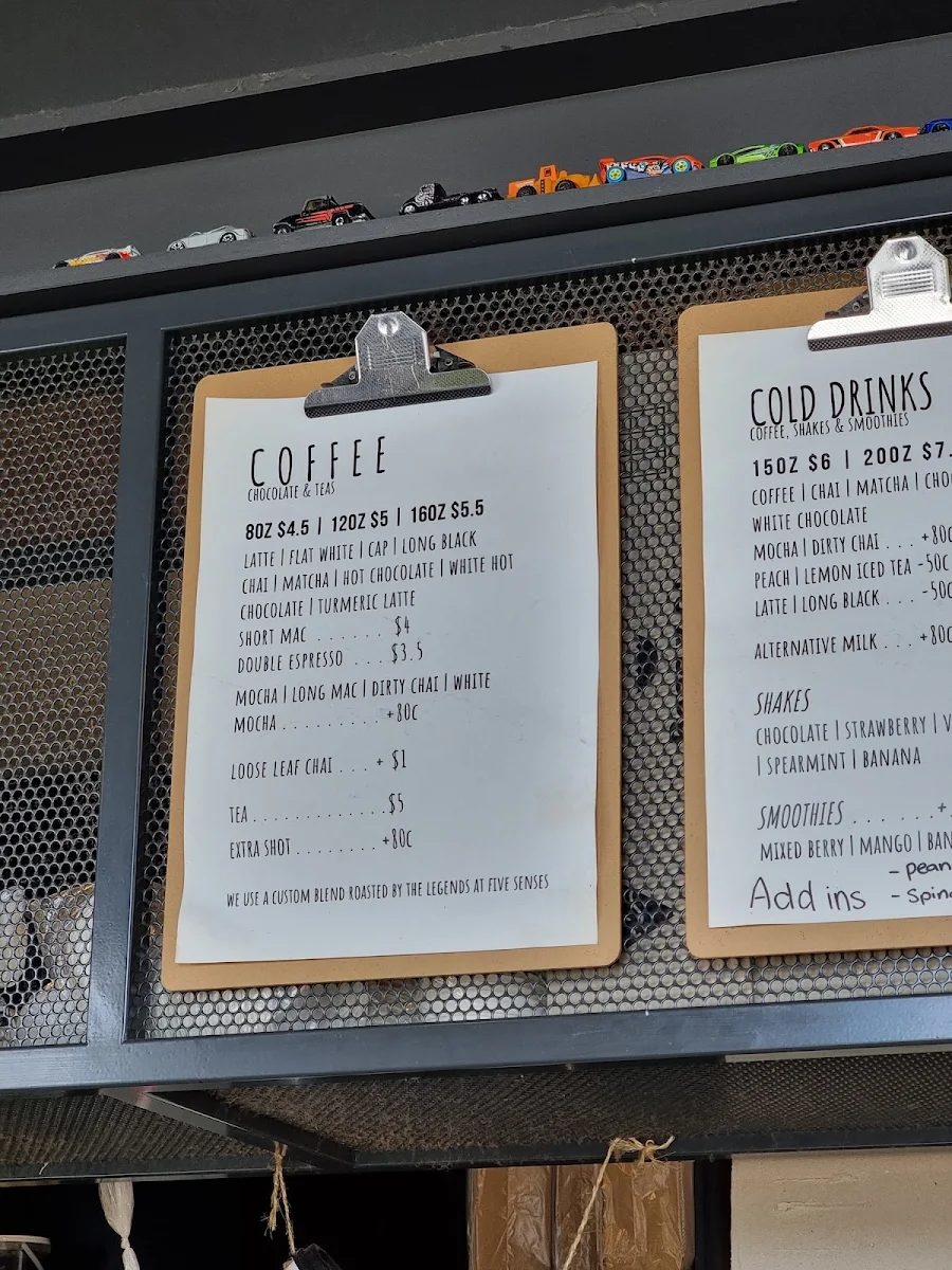 Menu, Mooba Calleya