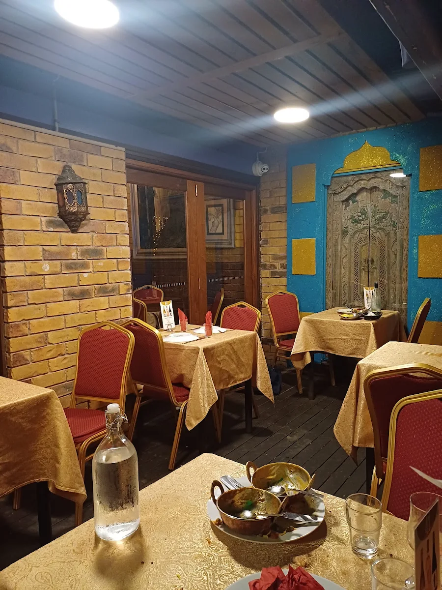 Vibe, Little Indian Palace Restaurant