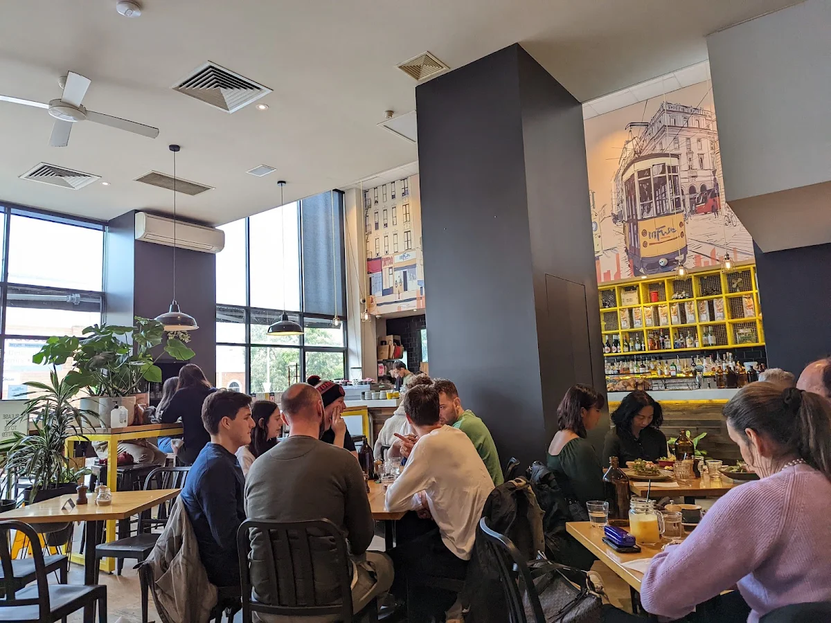 Vibe, Overture Cafe & Restaurant