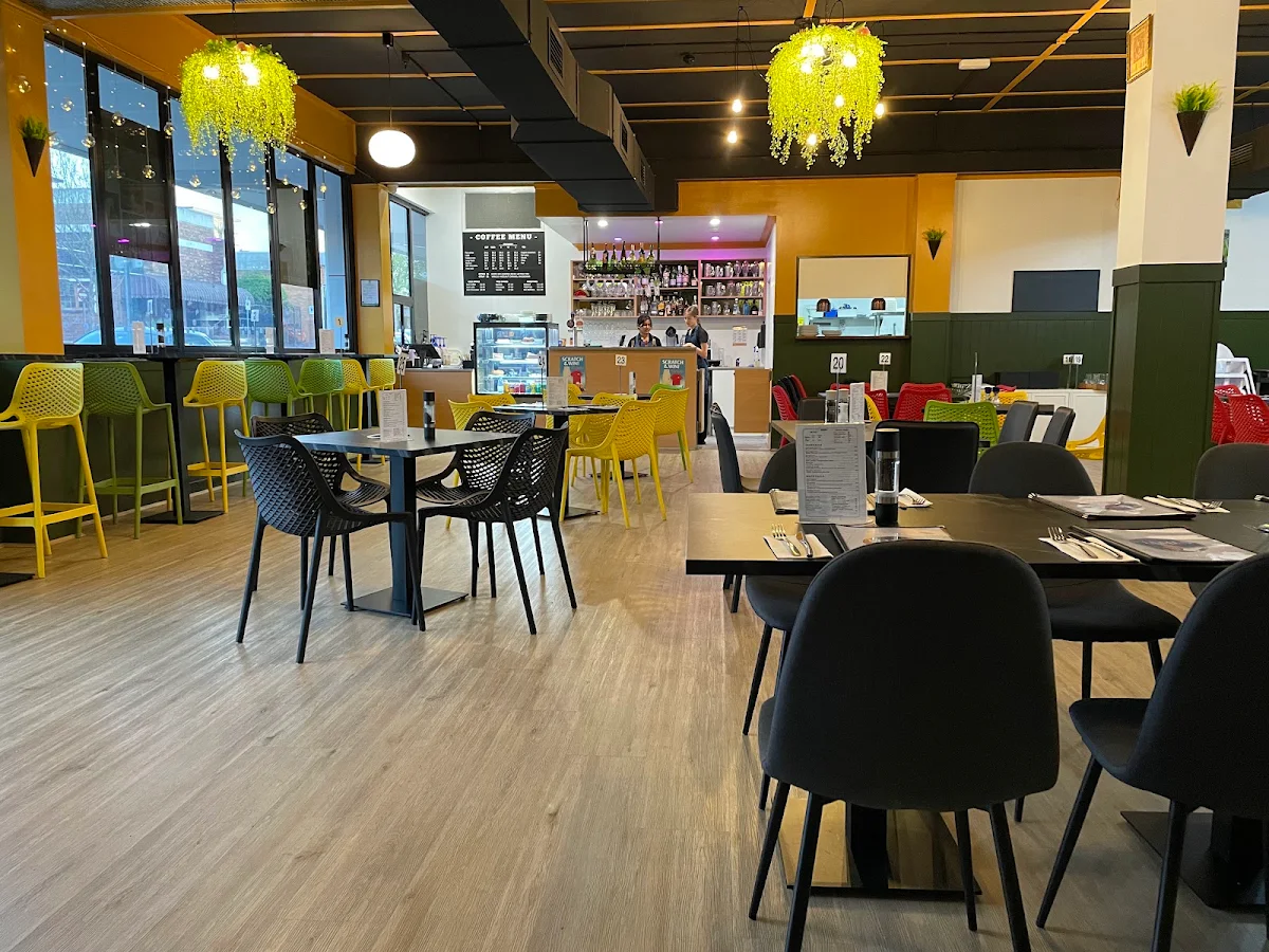 Vibe, Flames Cafe & Restaurant