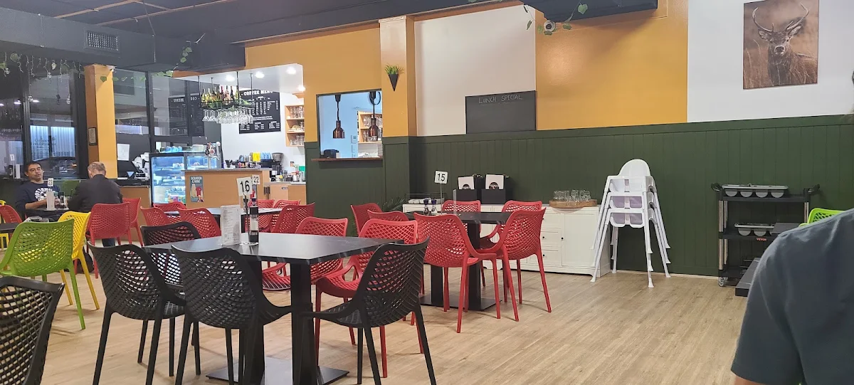 Vibe, Flames Cafe & Restaurant