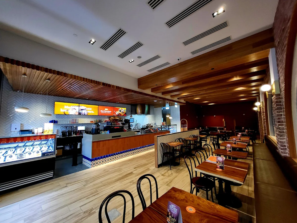 Vibe, San Churro Northland